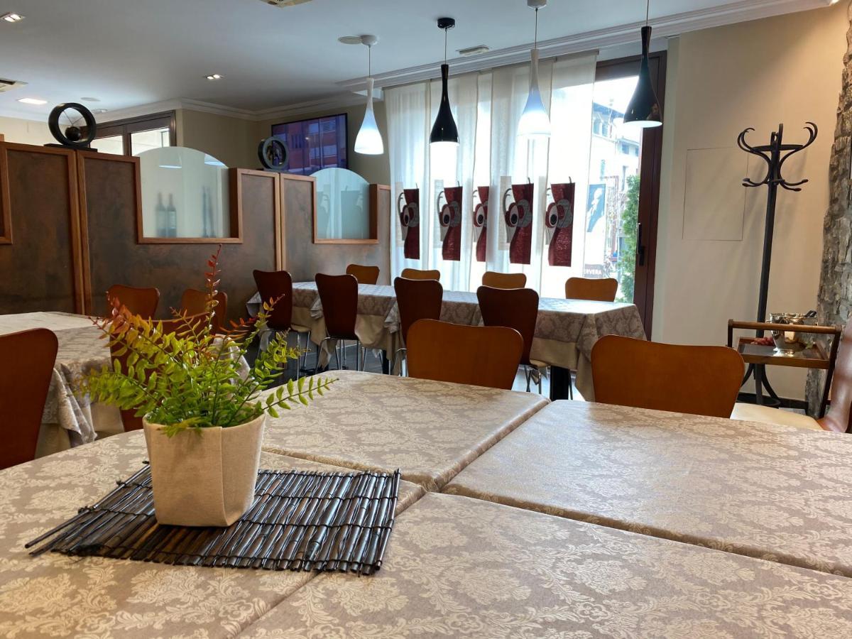 Hostal Bonavista Cervera Kültér fotó